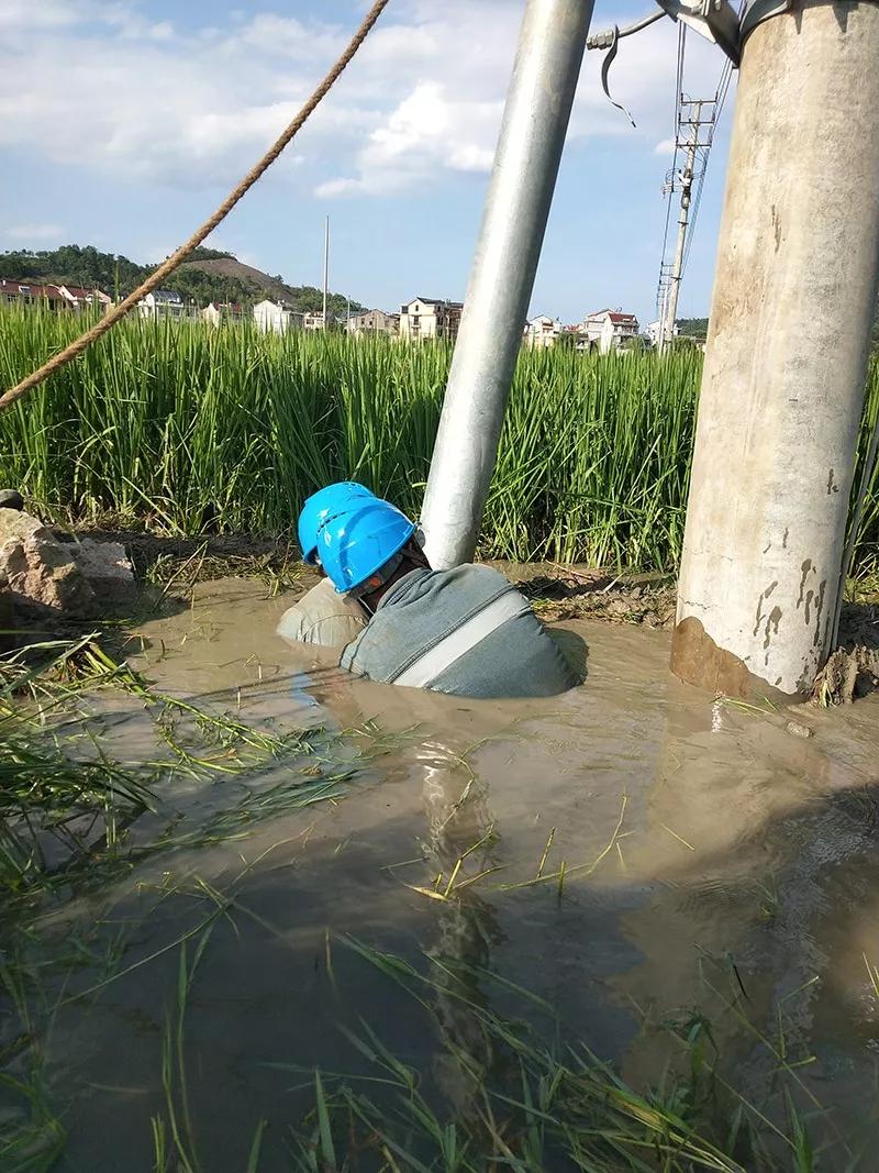 五湖渔场电缆线管清洗-地下管道清淤